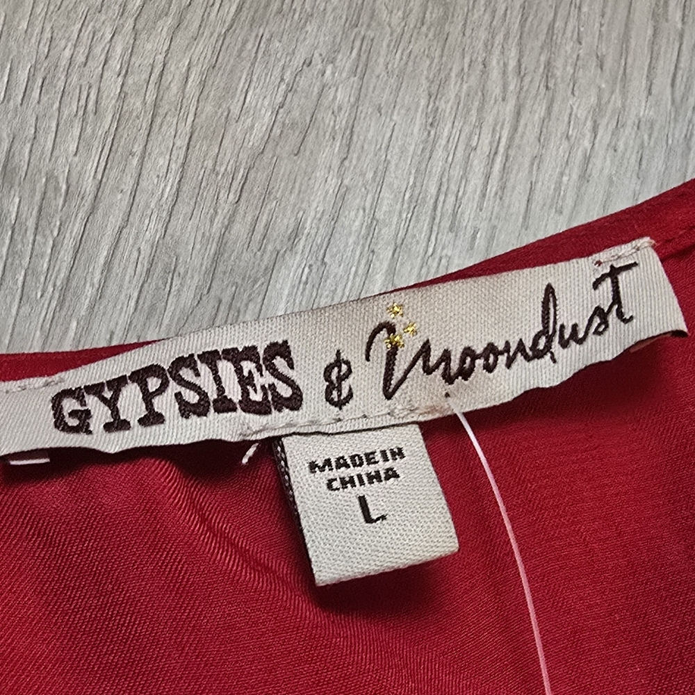 Women's Red Ruffled Top Size Large NWT - Picture 2 of 10